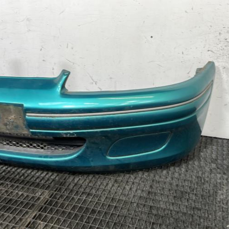 Pare choc avant PEUGEOT 106 Photo n°3