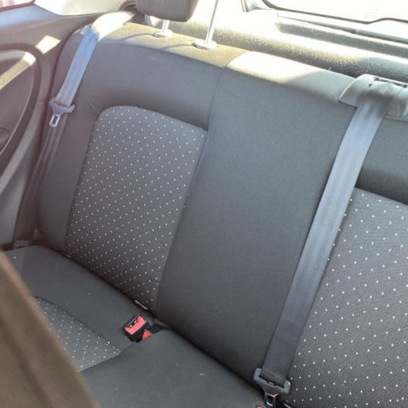 Pare choc arriere FIAT GRANDE PUNTO Photo n°19