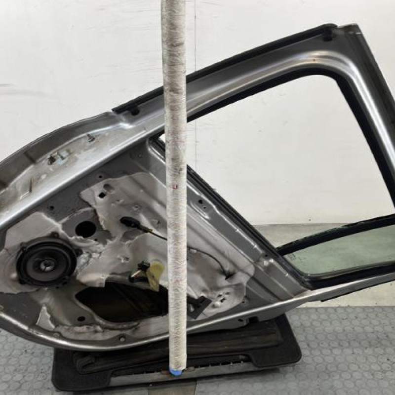 Porte arriere droit RENAULT CLIO 3 Photo n°6