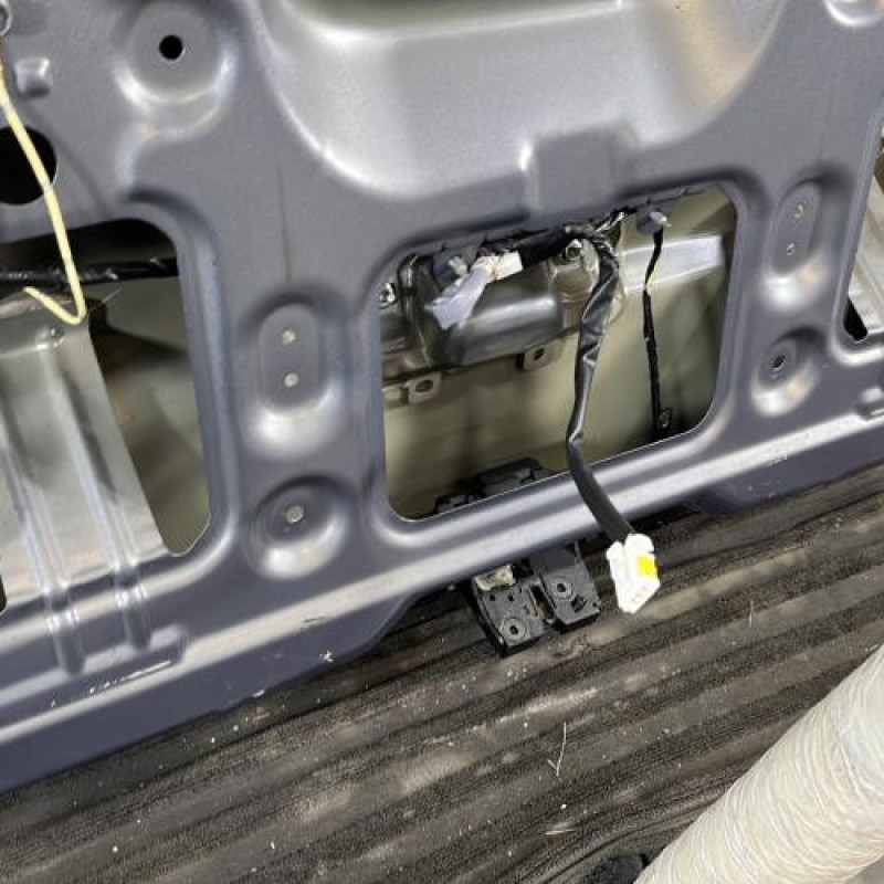 Malle/Hayon arriere NISSAN MICRA 3 Photo n°10