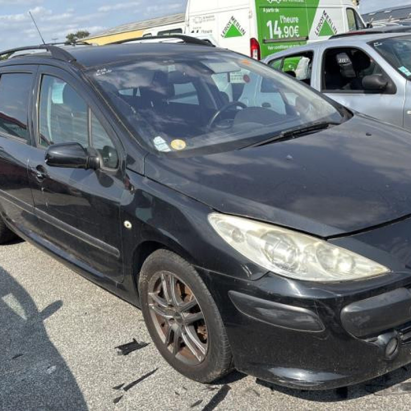 Pare choc arriere PEUGEOT 307 Photo n°8
