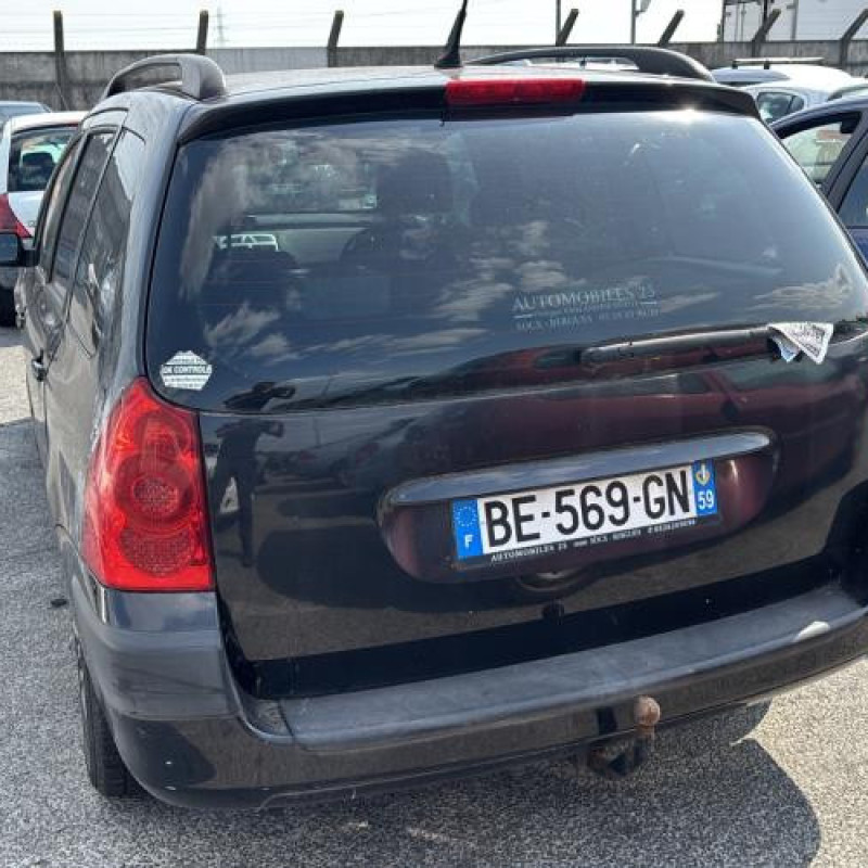 Pare choc arriere PEUGEOT 307 Photo n°11