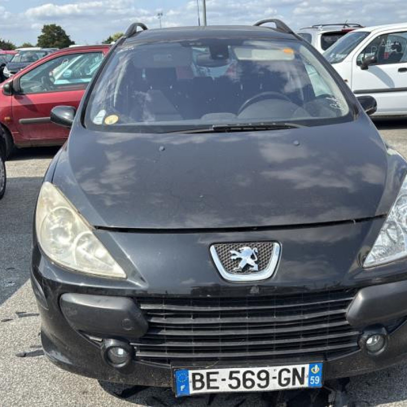 Pare choc arriere PEUGEOT 307 Photo n°14