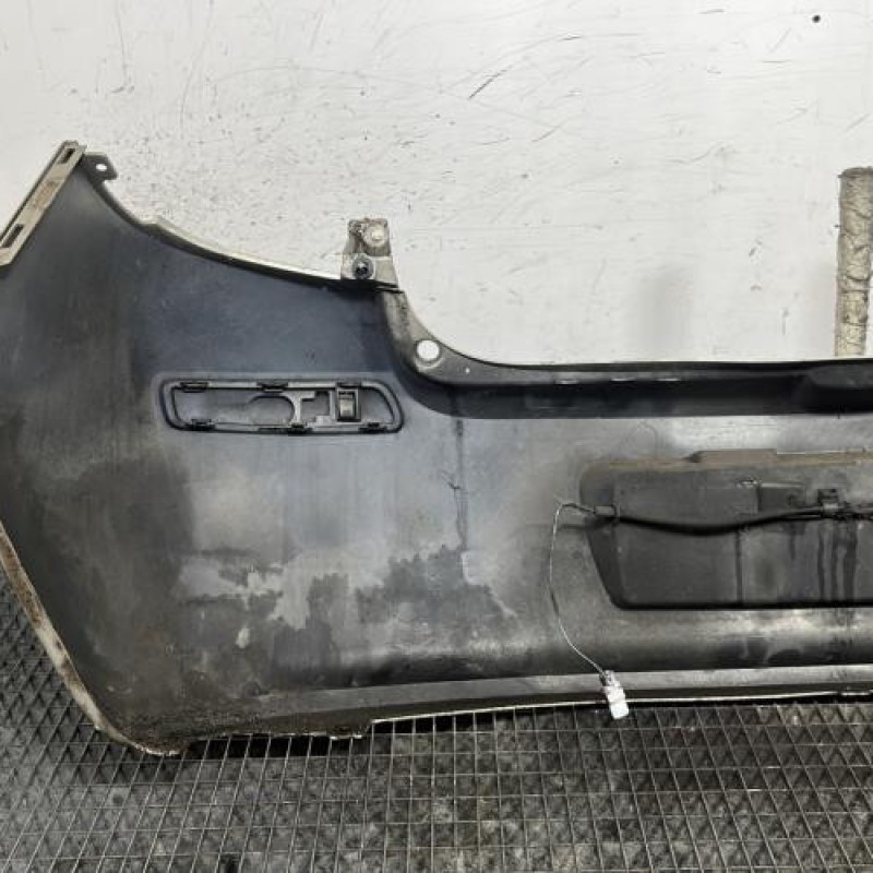 Pare choc arriere RENAULT CLIO 3 Photo n°6