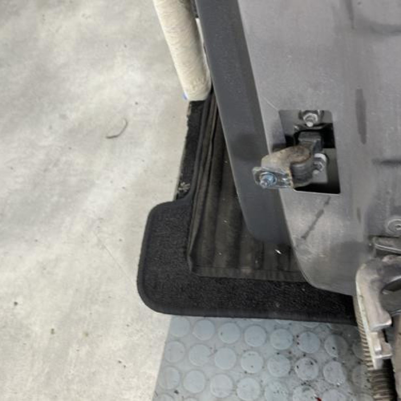 Porte arriere gauche RENAULT CLIO 4 Photo n°5