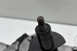 Moteur essuie glace arriere TOYOTA YARIS 2