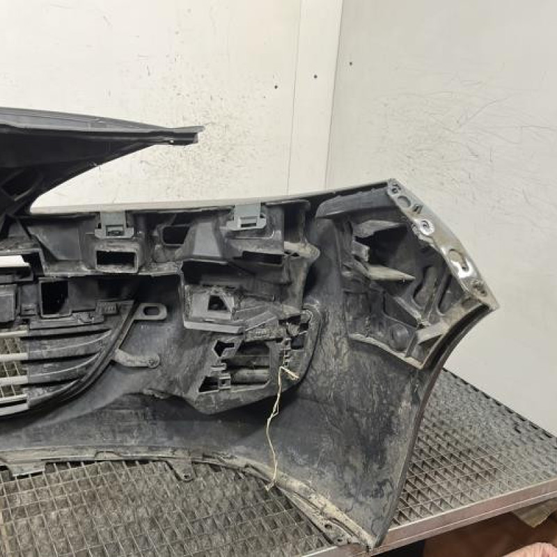 Pare choc avant PEUGEOT 207 Photo n°4