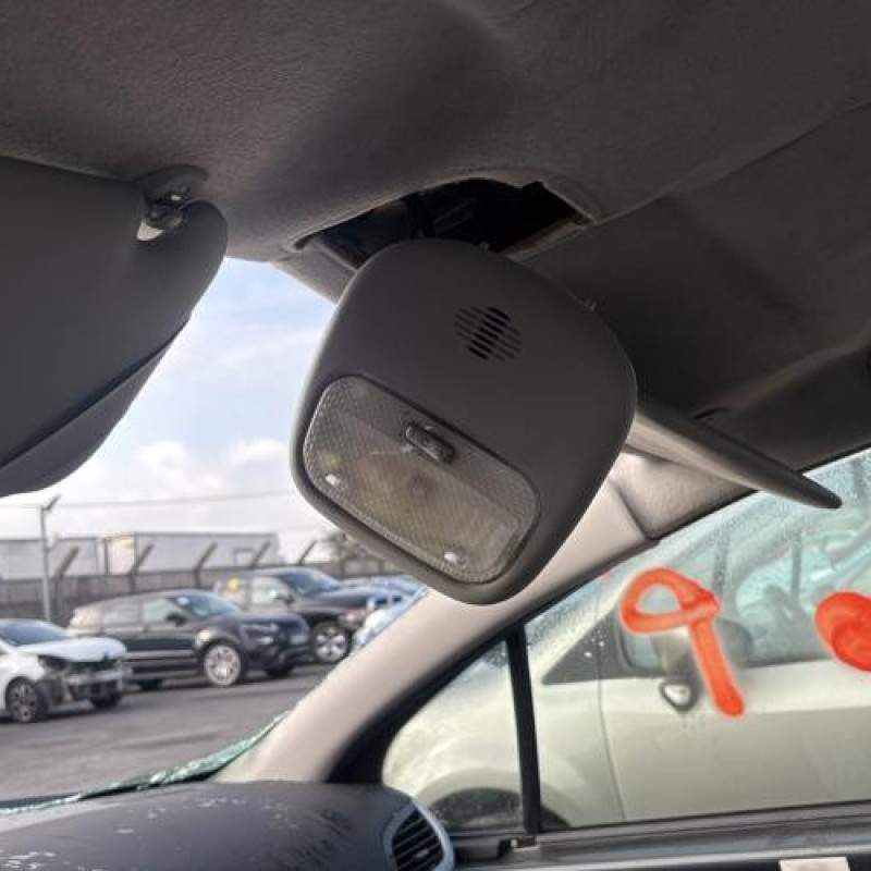 Pare choc avant PEUGEOT 207 Photo n°20