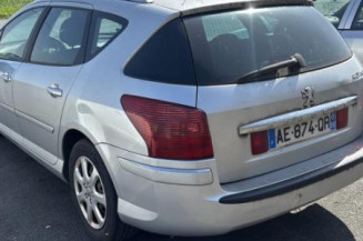 Pare choc arriere PEUGEOT 407