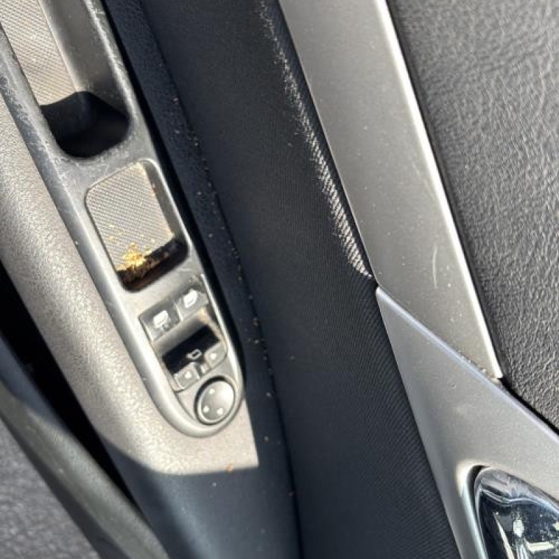 Pare choc arriere PEUGEOT 407 Photo n°18