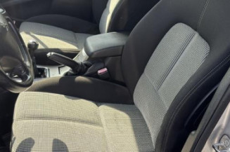 Pare choc arriere PEUGEOT 407