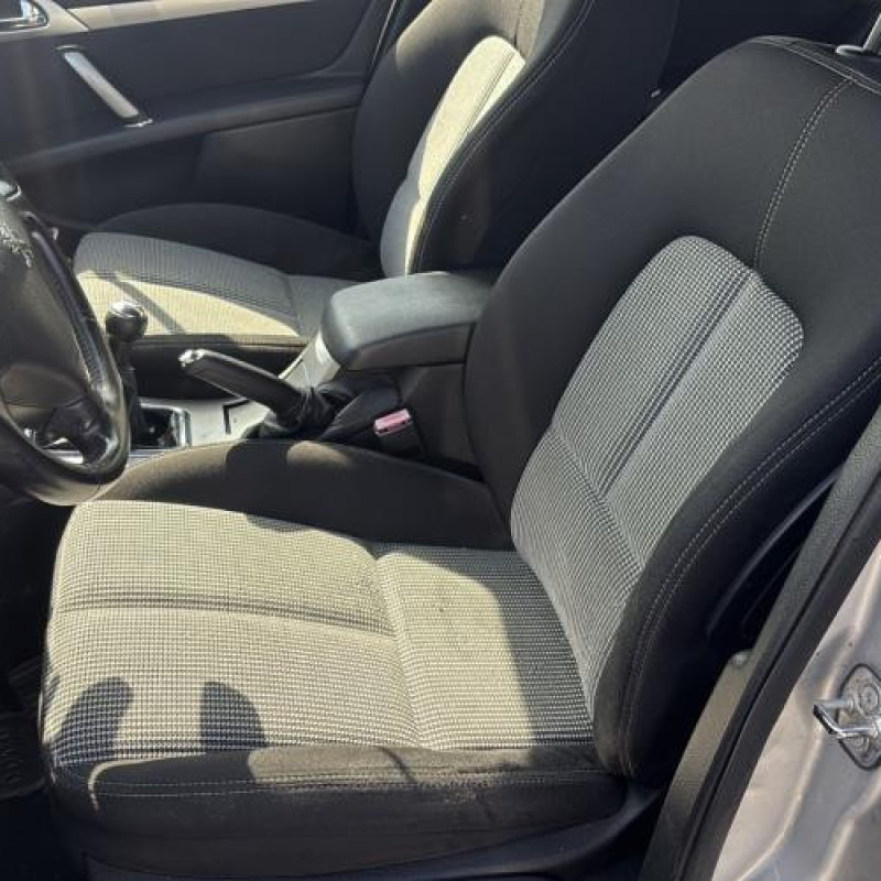 Pare choc arriere PEUGEOT 407 Photo n°19