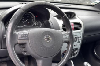 Pare choc arriere OPEL TIGRA 2