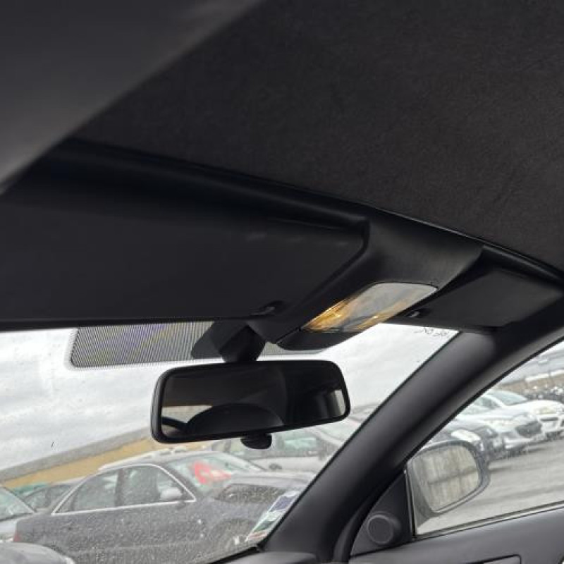 Pare choc arriere OPEL TIGRA 2 Photo n°18