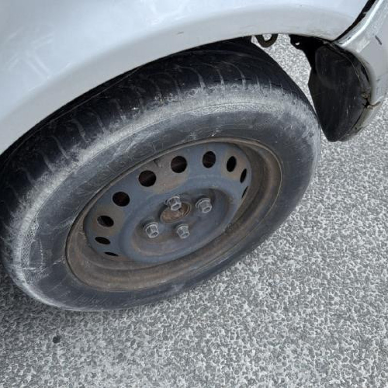 Jante TOYOTA YARIS 1 Photo n°16