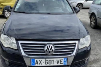 Vitre arriere gauche VOLKSWAGEN PASSAT 5
