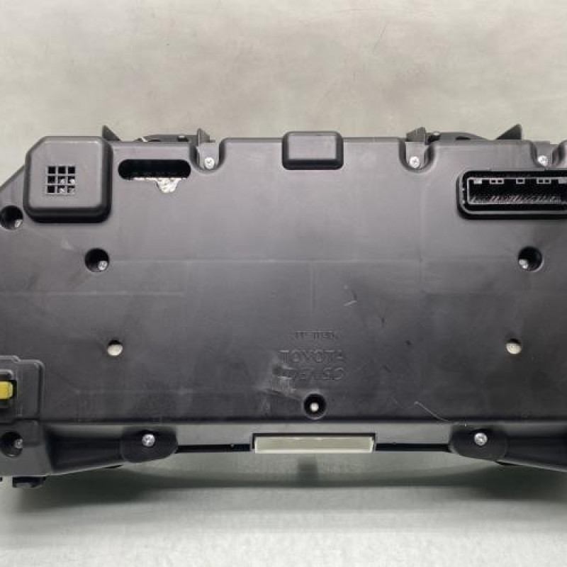 Compteur TOYOTA AVENSIS 3 Photo n°2