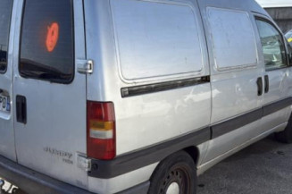 Vitre avant droit CITROEN JUMPY 1