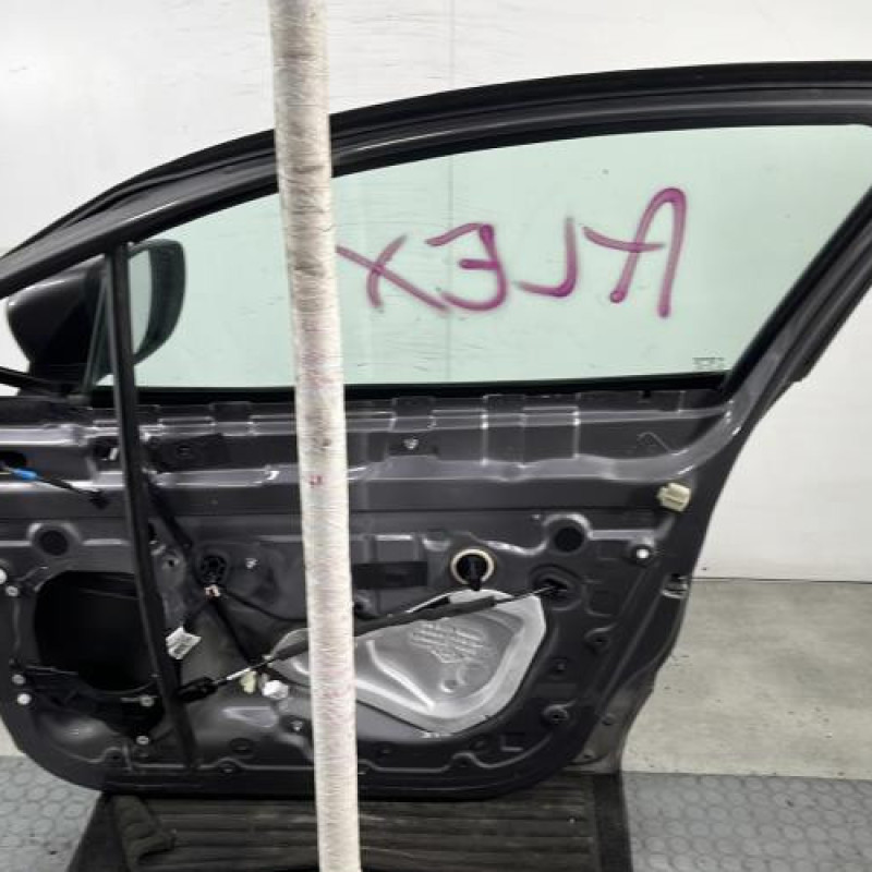 Porte avant droit RENAULT CLIO 4 Photo n°7