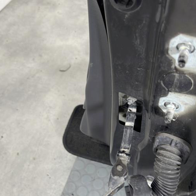 Porte avant gauche RENAULT CLIO 4 Photo n°5