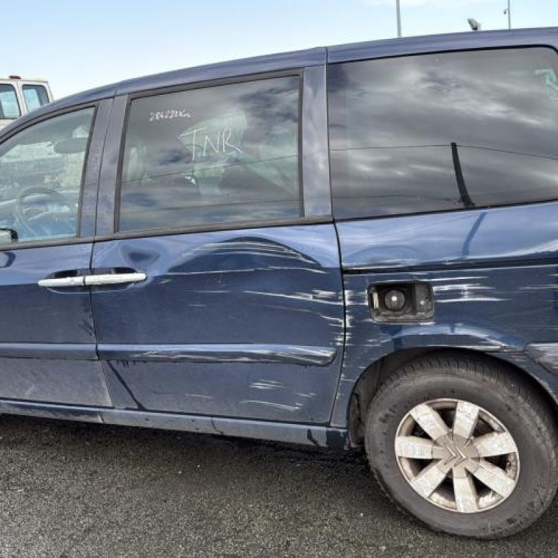 Feu arriere principal droit (feux) CITROEN C8 Photo n°9