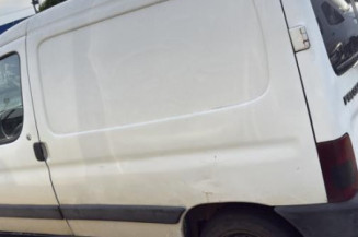 Porte avant gauche PEUGEOT PARTNER 1