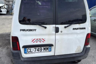Vitre avant droit PEUGEOT PARTNER 1