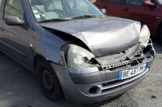 Vitre avant droit RENAULT CLIO 2