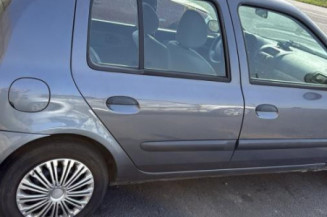 Vitre avant droit RENAULT CLIO 2