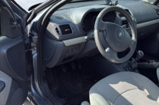 Vitre avant droit RENAULT CLIO 2