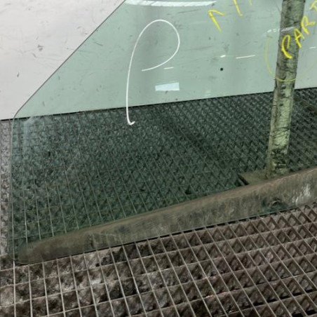 Vitre avant gauche RENAULT CLIO 2