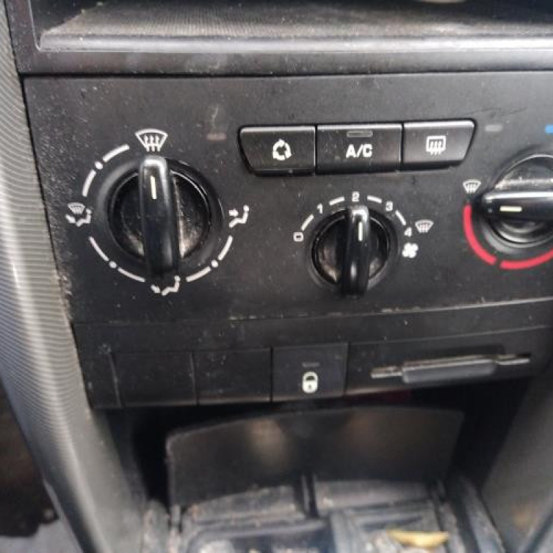 Boitier servitude moteur (BSM) PEUGEOT 207 Photo n°13