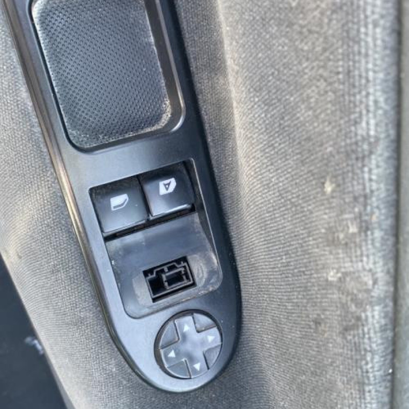 Boitier servitude moteur (BSM) PEUGEOT 207 Photo n°13