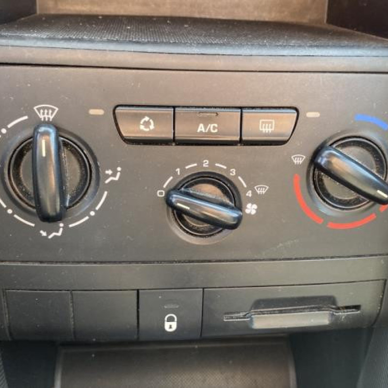 Boitier servitude moteur (BSM) PEUGEOT 207 Photo n°19