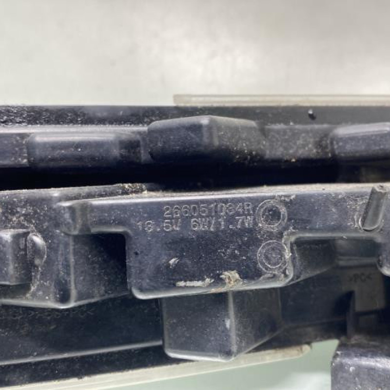 Feu diurne avant gauche RENAULT CLIO 4 Photo n°4