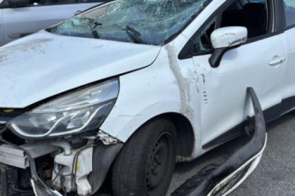 Feu diurne avant gauche RENAULT CLIO 4