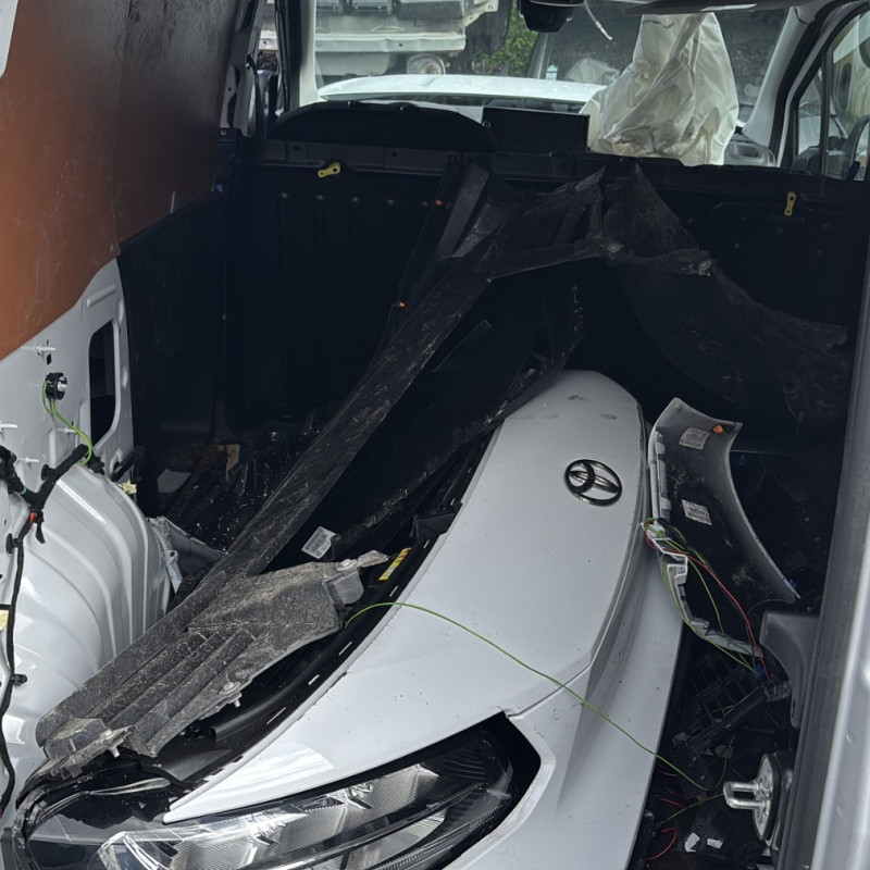 TOYOTA PROACE 3 CITY 1.5 BLUE HDI - 16V TURBO Photo n°6