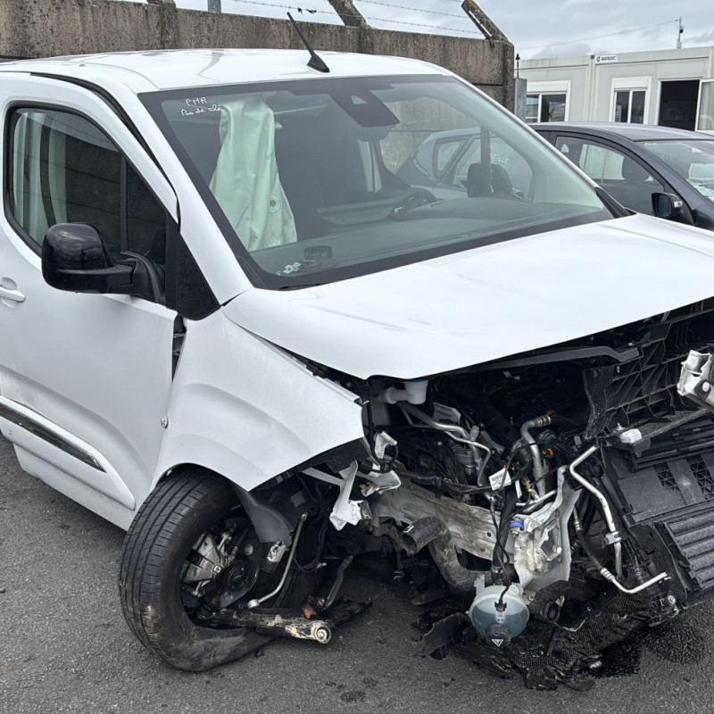 TOYOTA PROACE 3 CITY 1.5 BLUE HDI - 16V TURBO Photo n°15