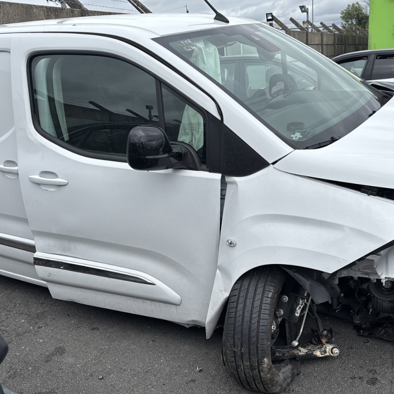 TOYOTA PROACE 3 CITY 1.5 BLUE HDI - 16V TURBO Photo n°20