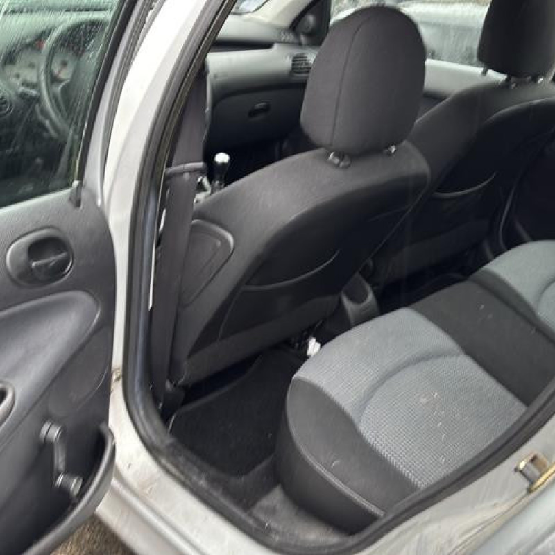 Boitier servitude moteur (BSM) PEUGEOT 206 Photo n°14