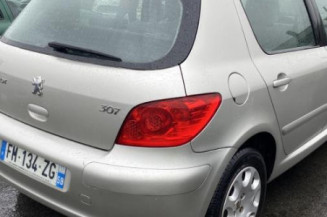 Boitier servitude moteur (BSM) PEUGEOT 307