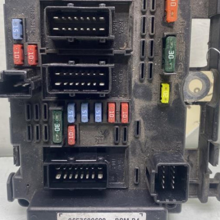 Boitier servitude moteur (BSM) PEUGEOT 206