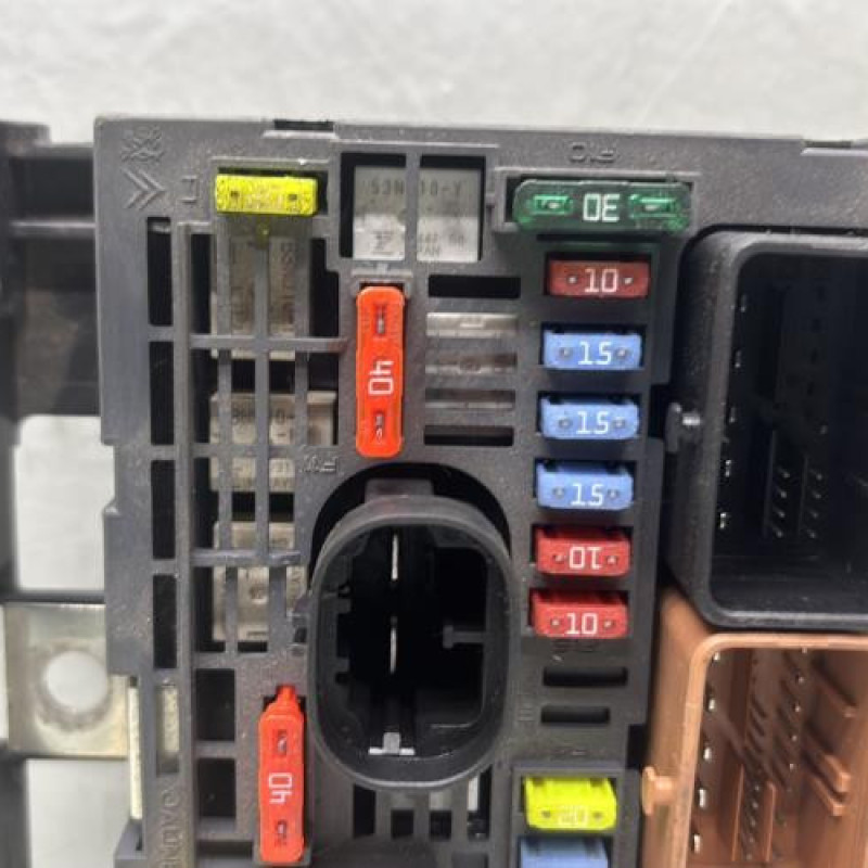 Boitier servitude moteur (BSM) PEUGEOT 407 Photo n°2