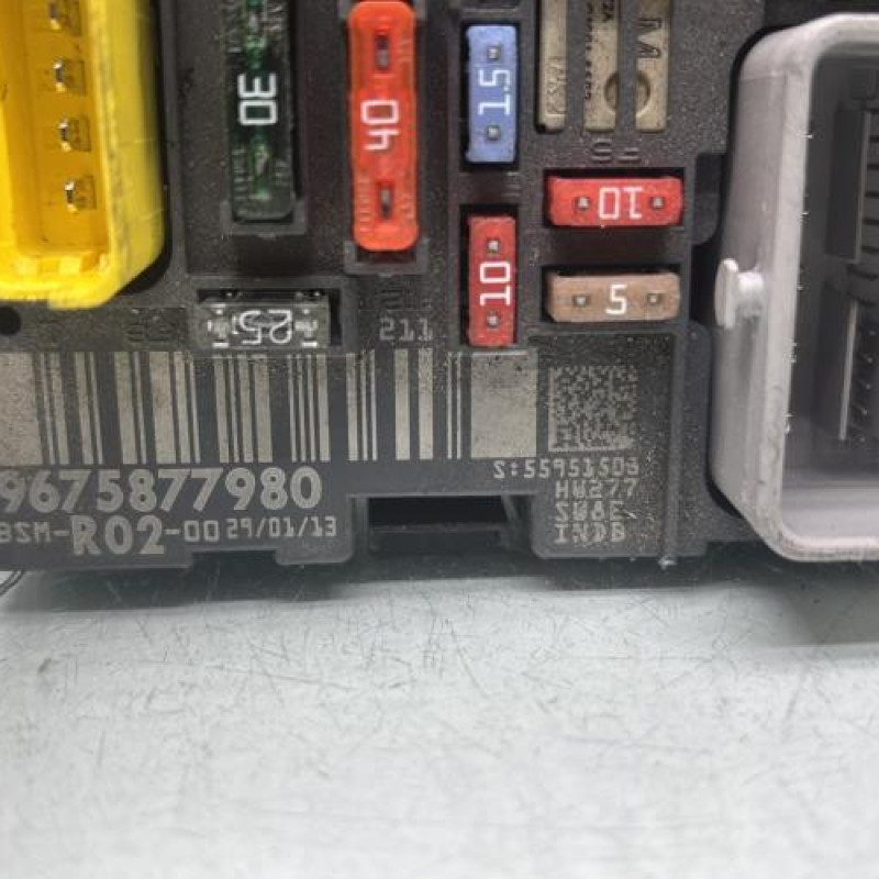 Boitier servitude moteur (BSM) PEUGEOT 407 Photo n°4