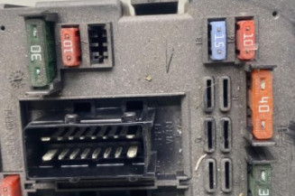 Boitier servitude moteur (BSM) PEUGEOT 206