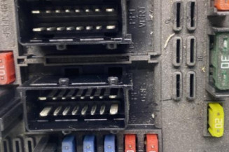 Boitier servitude moteur (BSM) PEUGEOT 206