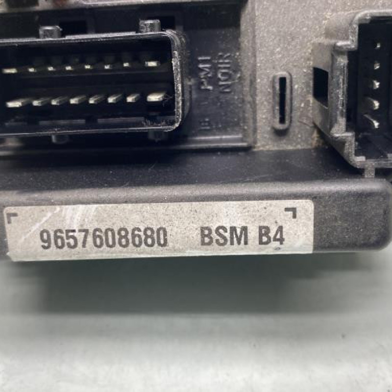 Boitier servitude moteur (BSM) PEUGEOT 206 Photo n°5