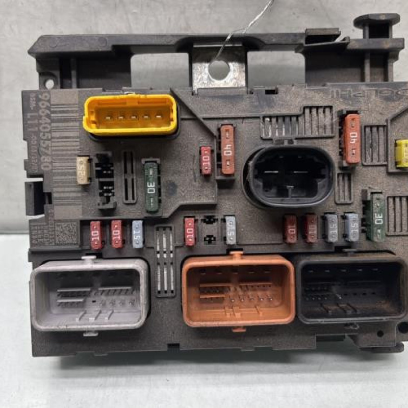 Boitier servitude moteur (BSM) PEUGEOT 307 Photo n°1