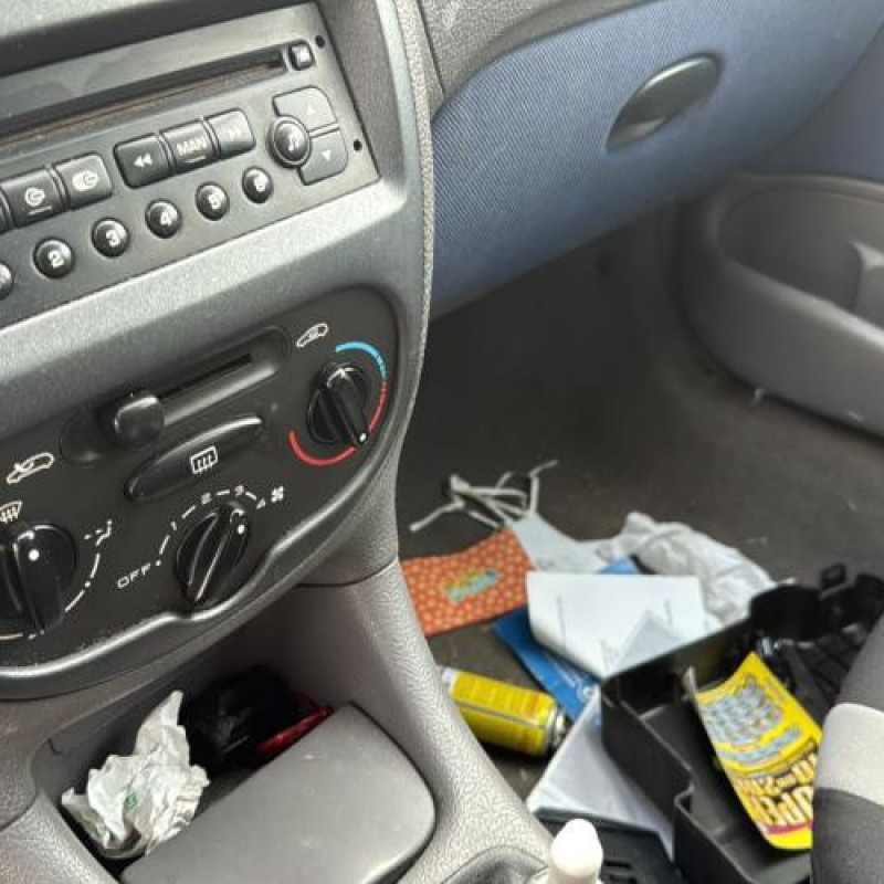 Boitier servitude moteur (BSM) PEUGEOT 206 Photo n°15