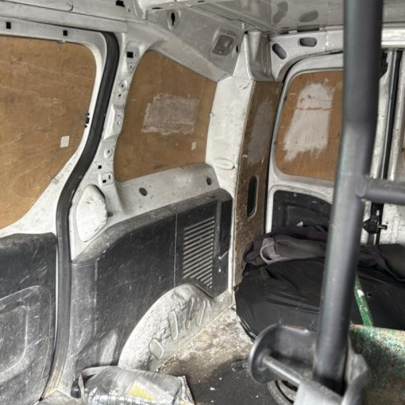 Boitier servitude moteur (BSM) PEUGEOT PARTNER 2 Photo n°17